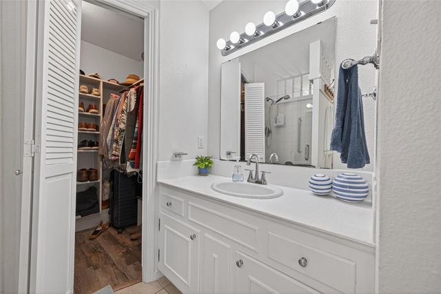 9818 Twin Shores Drive, Willis, TX 77318