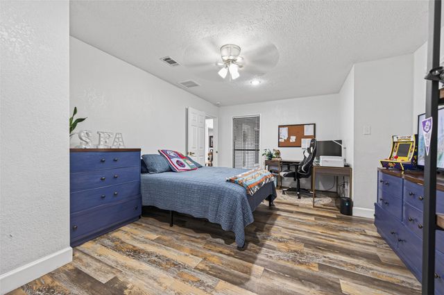 9818 Twin Shores Drive, Willis, TX 77318