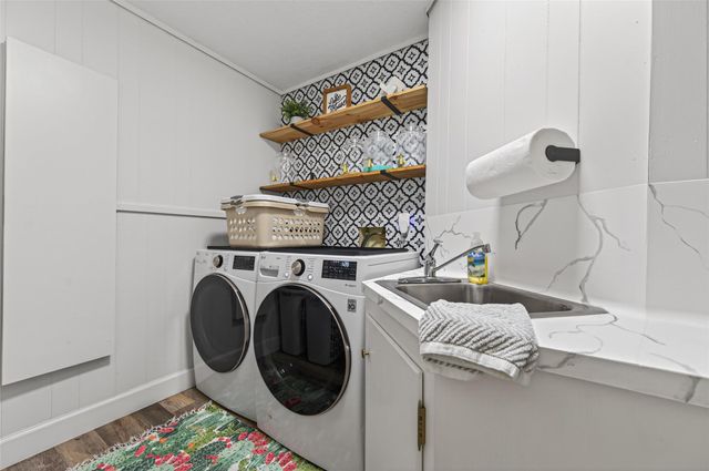 9818 Twin Shores Drive, Willis, TX 77318