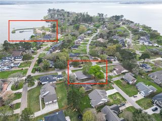 9818 Twin Shores Drive, Willis, TX 77318