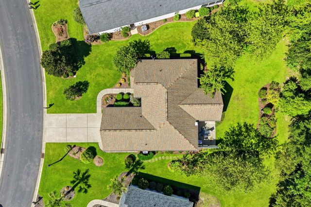 24 Willow Bend Dr., Murrells Inlet, SC 29576