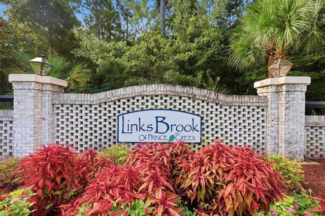 24 Willow Bend Dr., Murrells Inlet, SC 29576