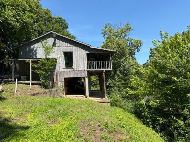 1101 W Jackson St, Shelbyville, TN 37160