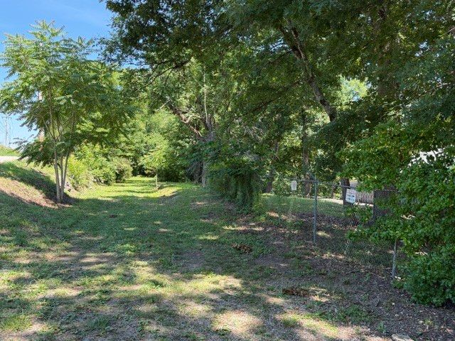 1101 W Jackson St, Shelbyville, TN 37160
