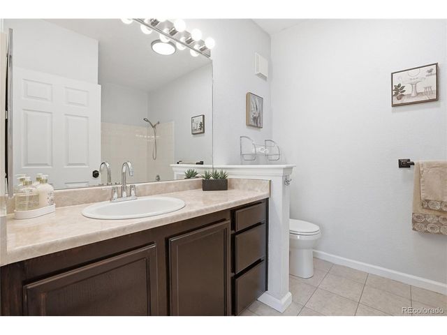 5703 N Gibralter Way 103, Aurora, CO 80019