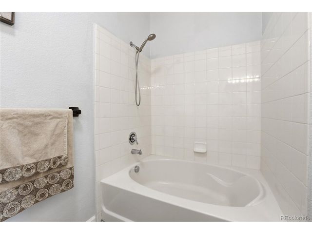 5703 N Gibralter Way 103, Aurora, CO 80019