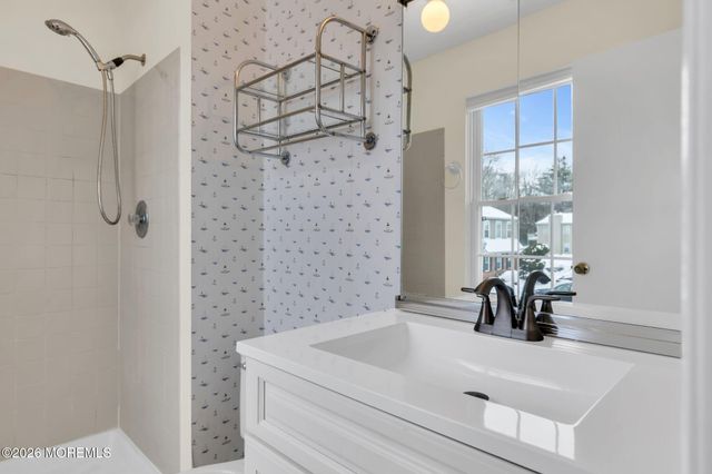 46 Lane Court, Old Bridge, NJ 08857