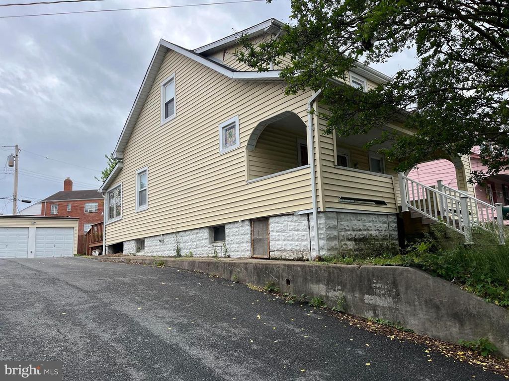 4409 WILKENS AVE, Baltimore, MD 21229