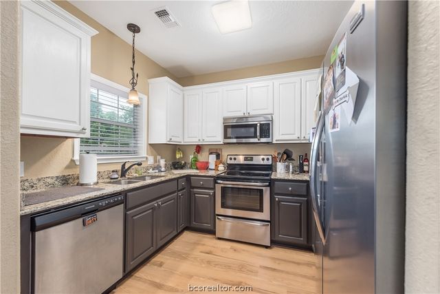 112 Rebecca Street, Bryan, TX 77801