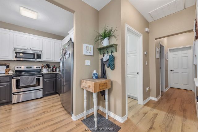 112 Rebecca Street, Bryan, TX 77801