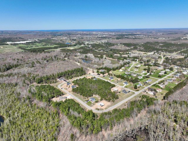 6418 Jeffrey Place, Grawn, MI 49637