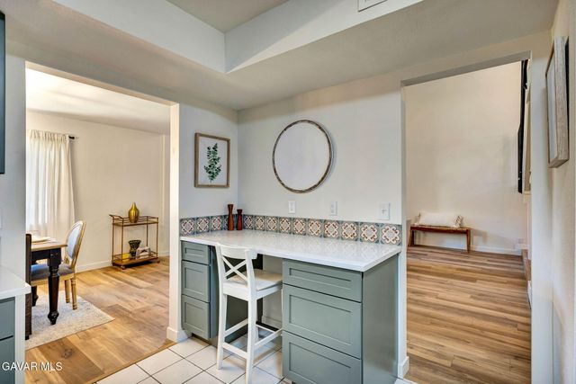 236 Shirley Lane, Palmdale, CA 93551