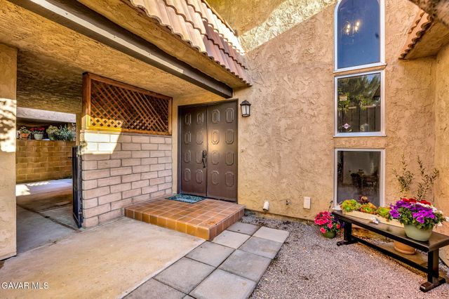 236 Shirley Lane, Palmdale, CA 93551