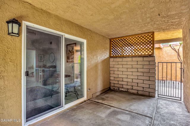 236 Shirley Lane, Palmdale, CA 93551