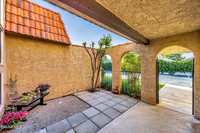236 Shirley Lane, Palmdale, CA 93551