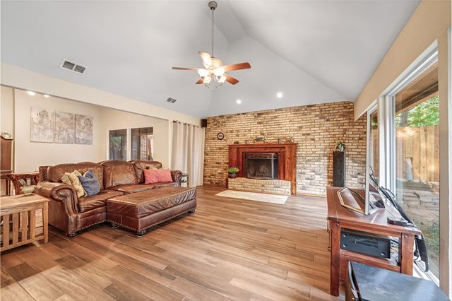 4307 Churchwood Drive, Arlington, TX 76016