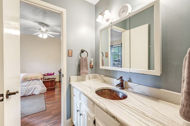 4307 Churchwood Drive, Arlington, TX 76016