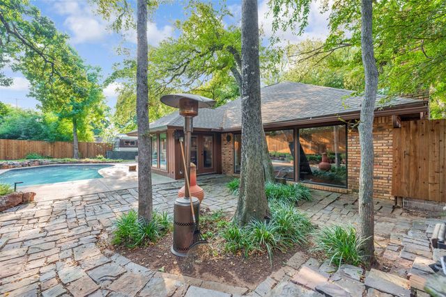 4307 Churchwood Drive, Arlington, TX 76016