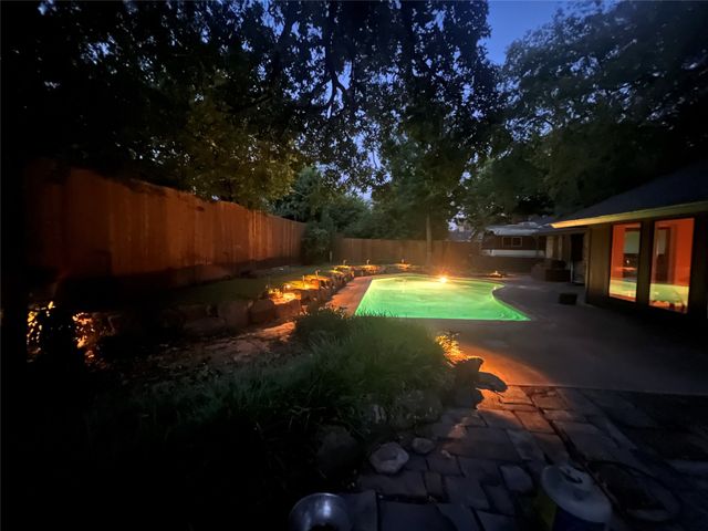 4307 Churchwood Drive, Arlington, TX 76016