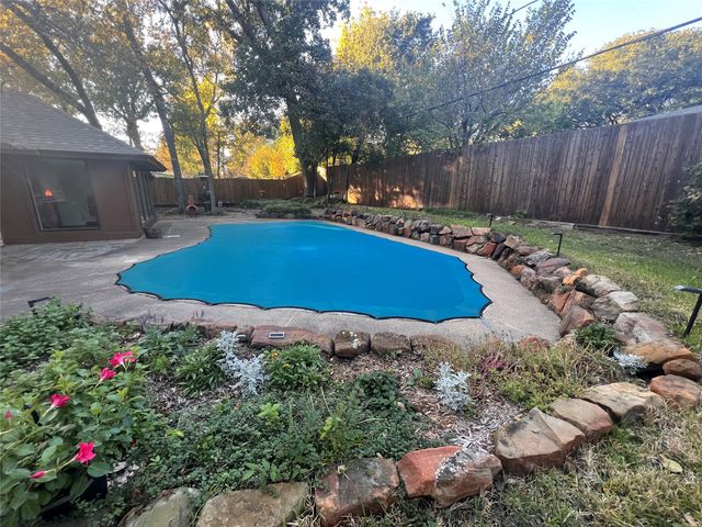 4307 Churchwood Drive, Arlington, TX 76016