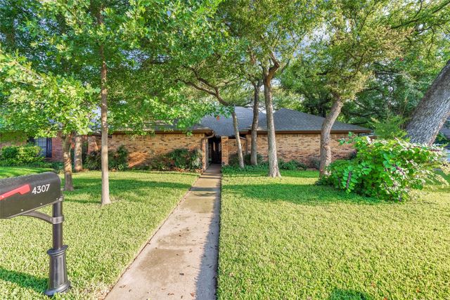 4307 Churchwood Drive, Arlington, TX 76016