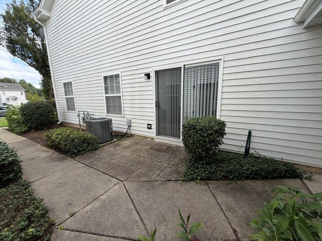 1840 Oslo Court, Mundelein, IL 60060