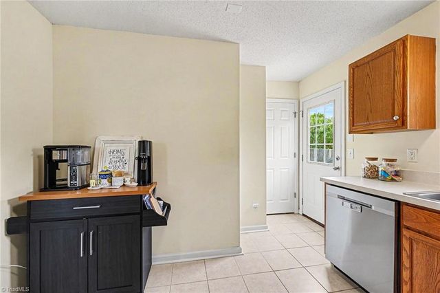 3513 Sunset Hollow Court, High Point, NC 27265