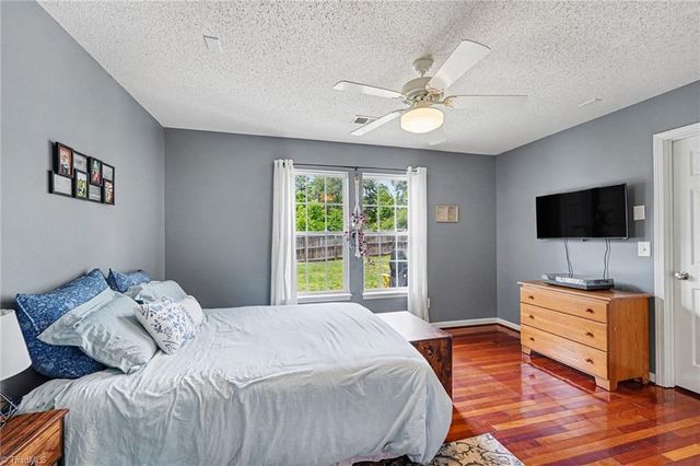 3513 Sunset Hollow Court, High Point, NC 27265