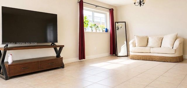 880 E 26th Street, Hialeah, FL 33013