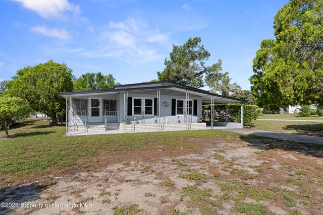 8199 Modena Avenue, Brooksville, FL 34613