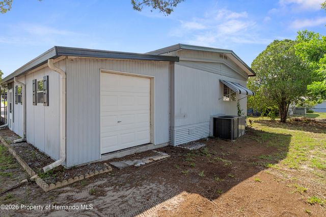 8199 Modena Avenue, Brooksville, FL 34613