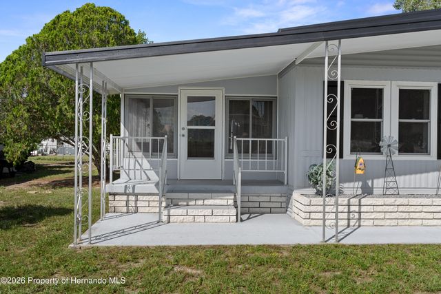 8199 Modena Avenue, Brooksville, FL 34613