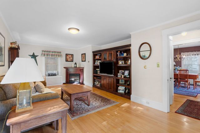 29 Roger Avenue, Concord, NH 03301