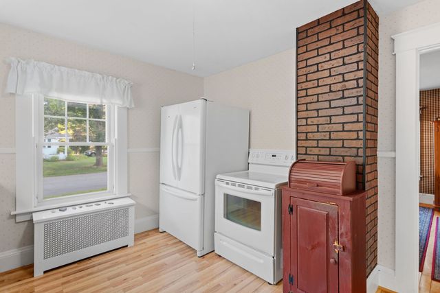 29 Roger Avenue, Concord, NH 03301