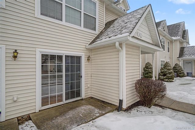 261 Ruth Court, Middletown, NY 10940