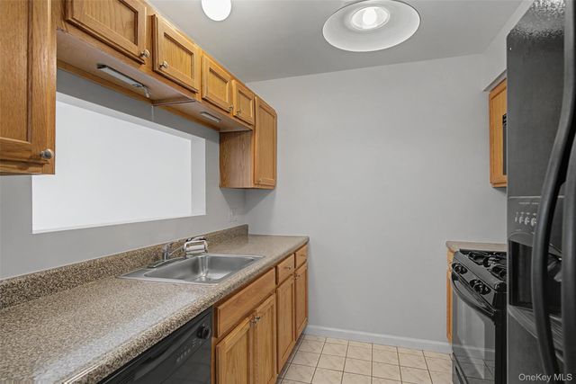 261 Ruth Court, Middletown, NY 10940