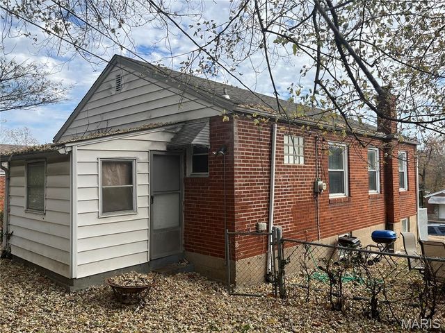 5513 Reineke Court, Jennings, MO 63136