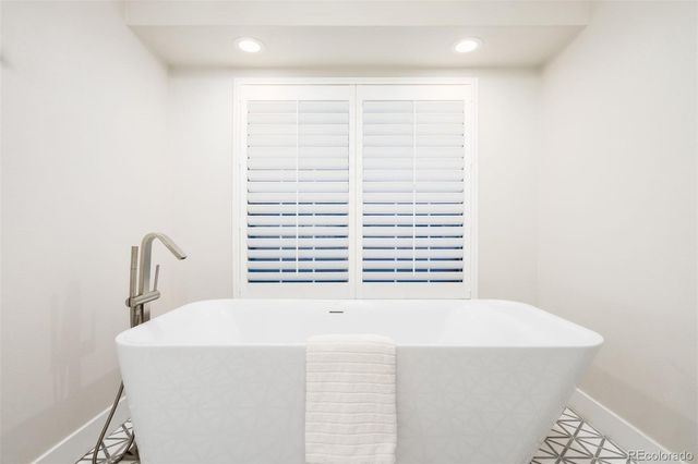 7743 S Jersey Way, Centennial, CO 80112