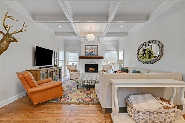 12321 Fairway Road, Leawood, KS 66209