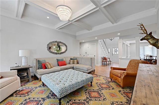 12321 Fairway Road, Leawood, KS 66209