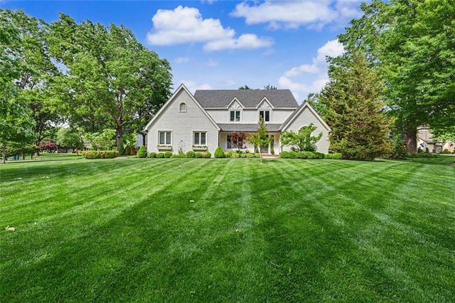 12321 Fairway Road, Leawood, KS 66209