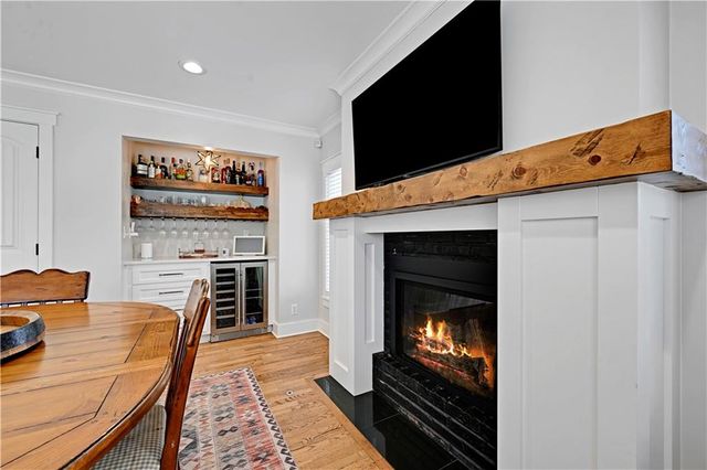 12321 Fairway Road, Leawood, KS 66209