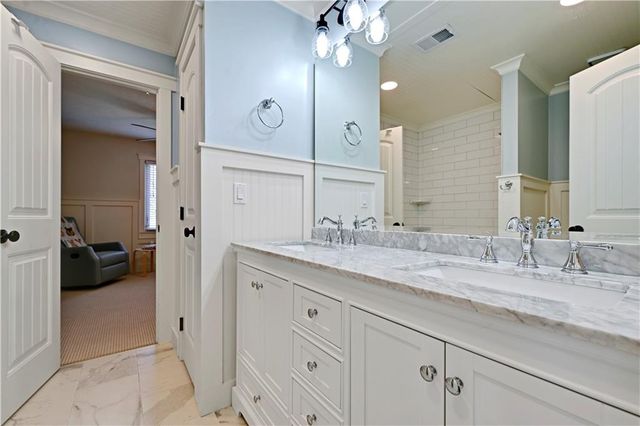 12321 Fairway Road, Leawood, KS 66209