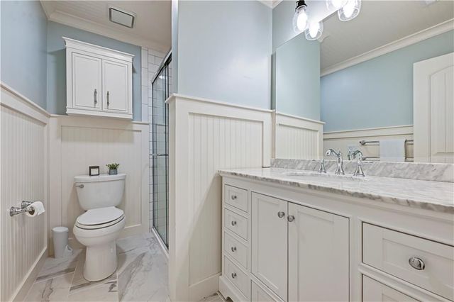 12321 Fairway Road, Leawood, KS 66209