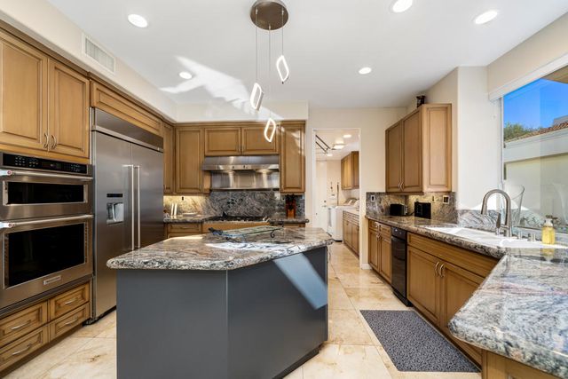 75305 Saint Andrews Court, Indian Wells, CA 92210