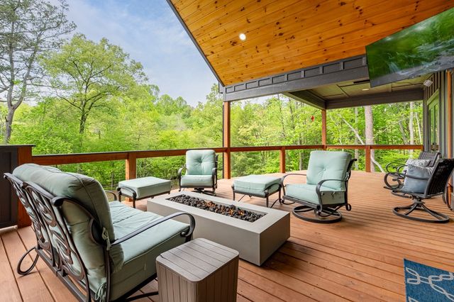 1220 Sunset Road, Epworth, GA 30541
