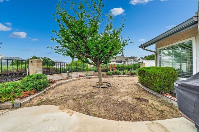 23045 Sweetbay Circle, Wildomar, CA 92595