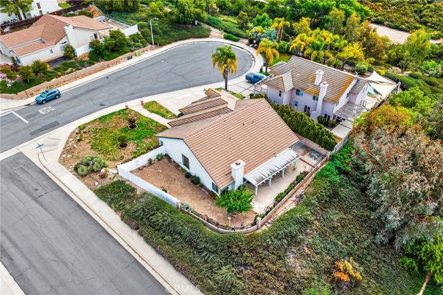 23045 Sweetbay Circle, Wildomar, CA 92595