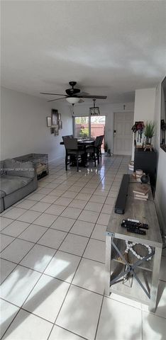 11396 SW 65th St, Miami, FL 33173