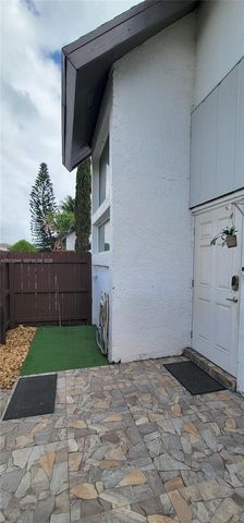 11396 SW 65th St, Miami, FL 33173